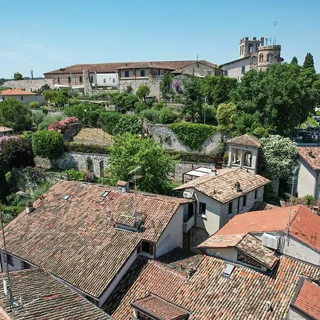 Castle Retreat- Lake And Attractions In 120mt * Desenzano del Garda