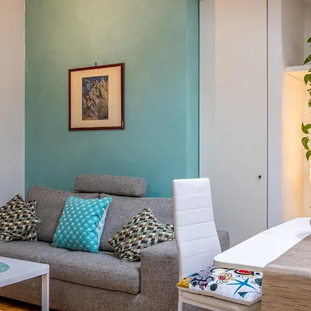 Castle Retreat- Lake And Attractions In 120mt * Desenzano del Garda