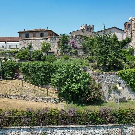 Castle Retreat- Lake And Attractions In 120mt Desenzano del Garda
